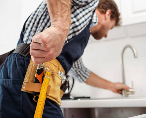 What is a handyman service - Maintenance Man Maryborough